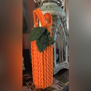 Pumping Wine Cozy